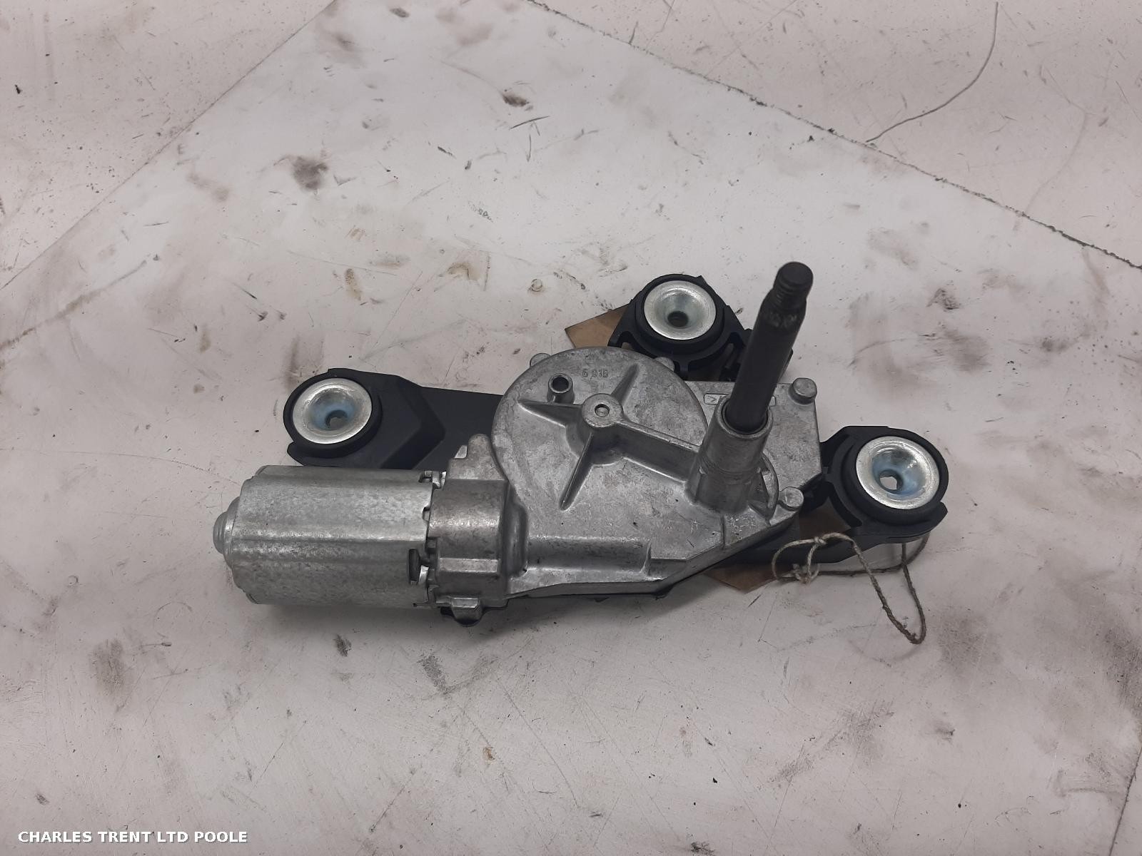 2015 - FORD - FOCUS - WIPER MOTOR (REAR)